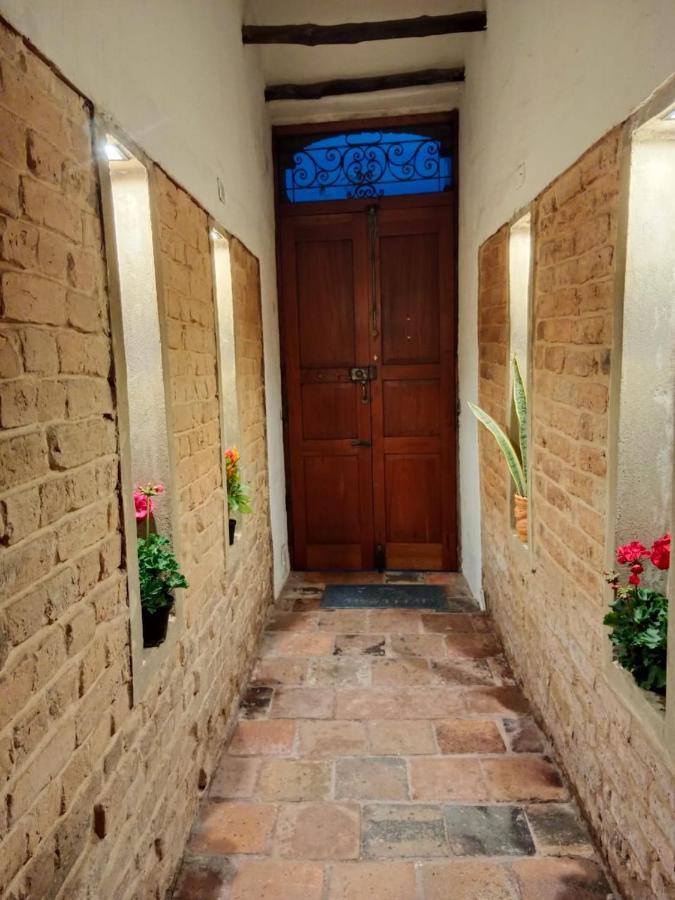 Casa De Lourdes - La Candelaria Богота Номер фото