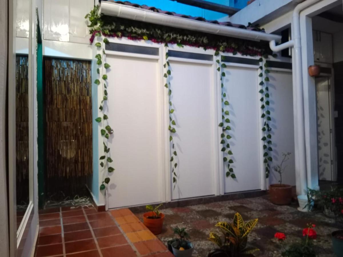 Casa De Lourdes - La Candelaria Богота Екстер'єр фото