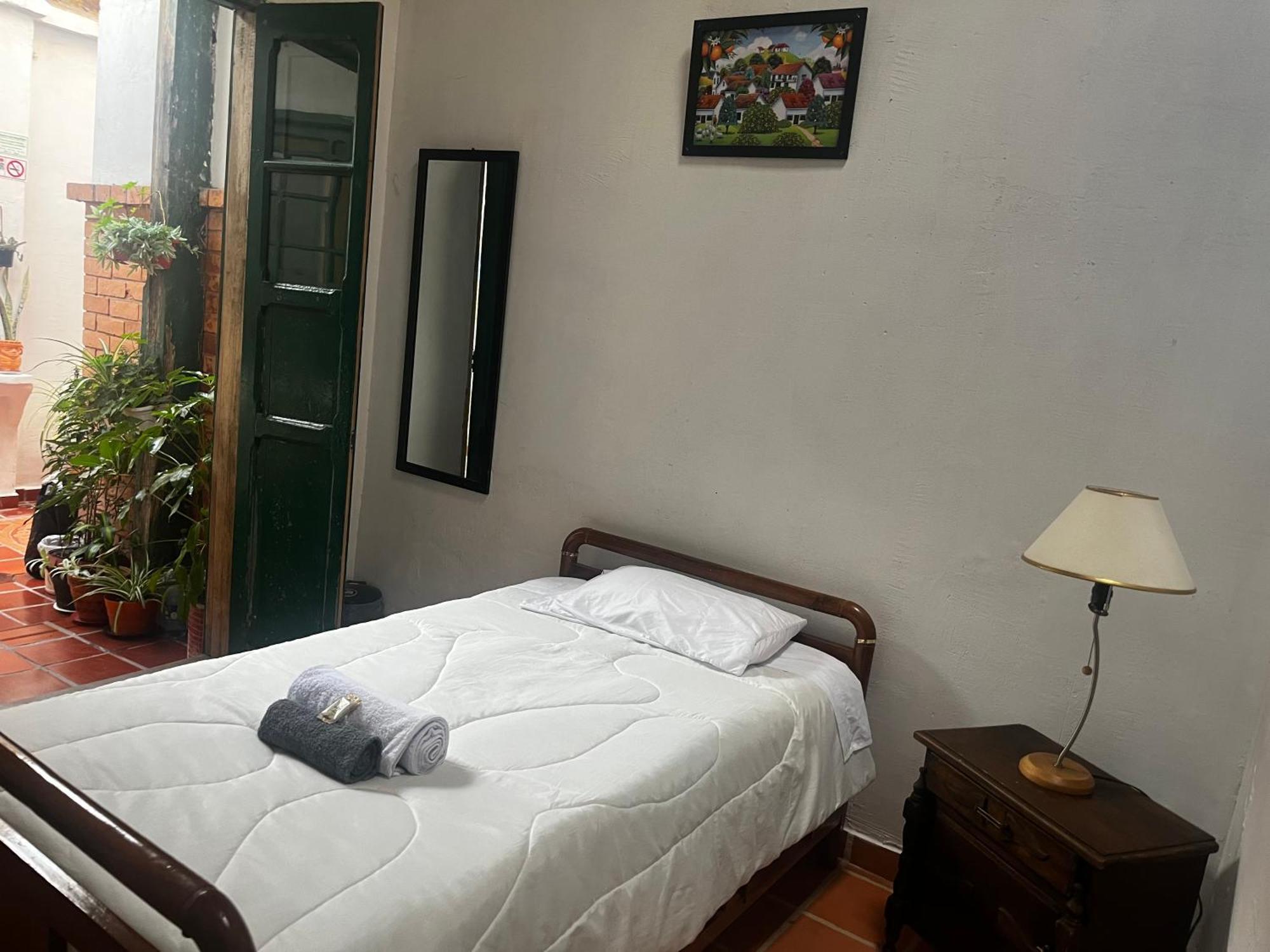 Casa De Lourdes - La Candelaria Богота Екстер'єр фото